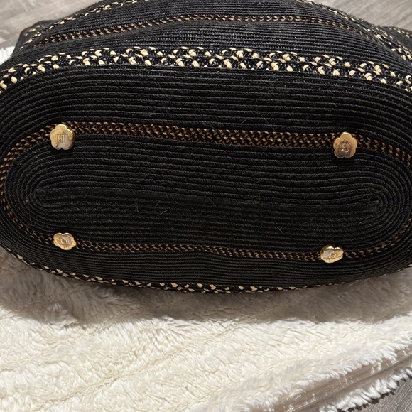 Eric Javits Black and Tan Woven Shoulder Bag - Picture 4 of 7